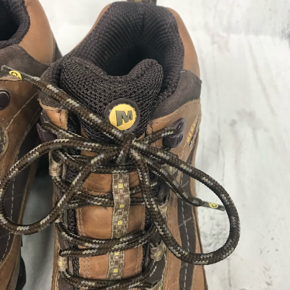 Merrell Women's Brown Lace-Up Hiking Boots - Picture 5 of 6